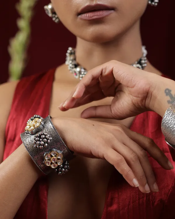 Aarohi_Cuff_Adjustable