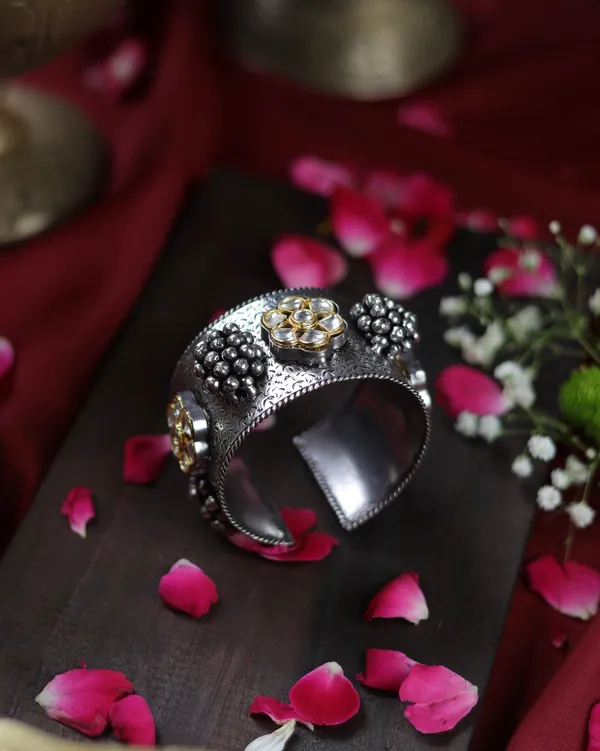 Aarohi_Cuff_Adjustable