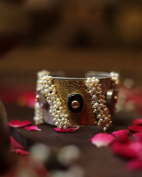 Zarini_Cuff_Adjustable