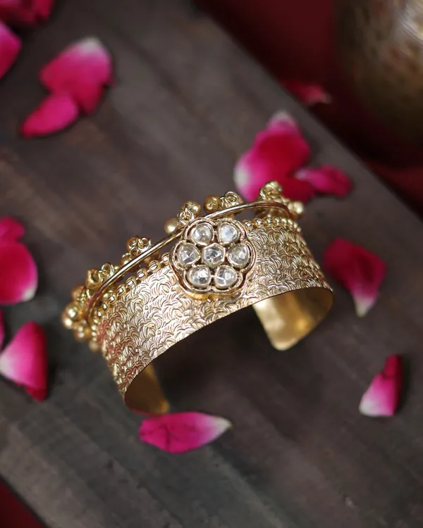Suhani_Cuff_Adjustable