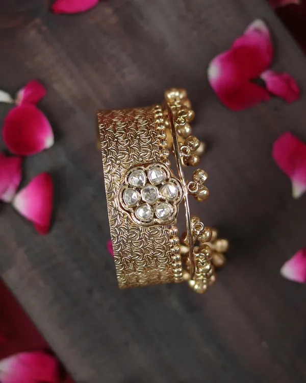 Suhani_Cuff_Adjustable