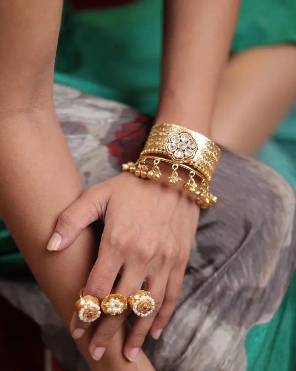 Suhani_Cuff_Adjustable