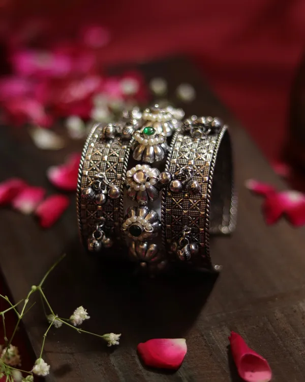 Aangan_Cuff_Adjustable