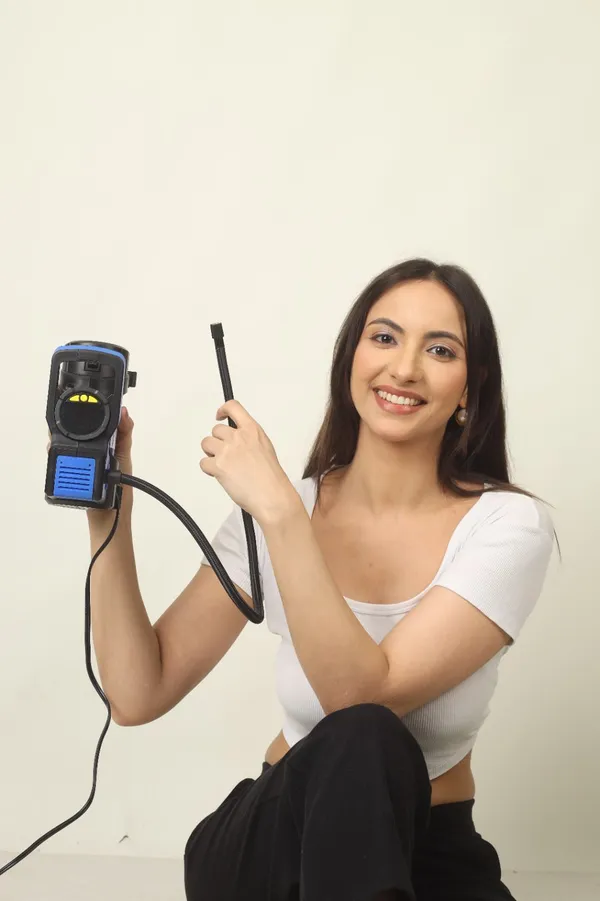 Wascher_Model_767D_Portable_Corded_Tyre_Inflator_12V_Dc,_150_Psi,_Black_And_Blue