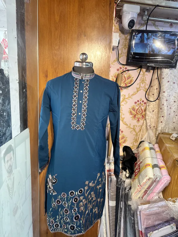 Blue_Cotton_Embroidered_Straight_Kurta_For_Men