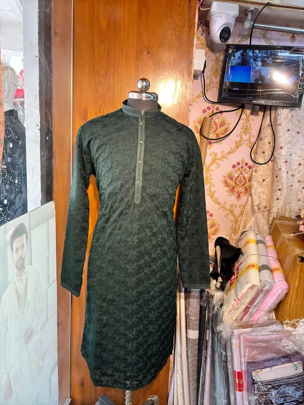 Dark_Green_Cotton_Textured_Straight_Kurta_For_Men