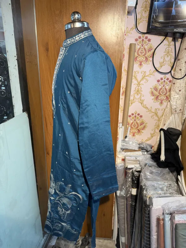 Blue_Cotton_Embroidered_Straight_Kurta_For_Men