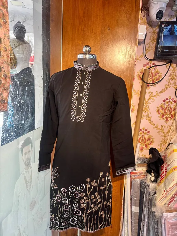 Black_Cotton_Embroidered_Straight_Kurta_For_Men