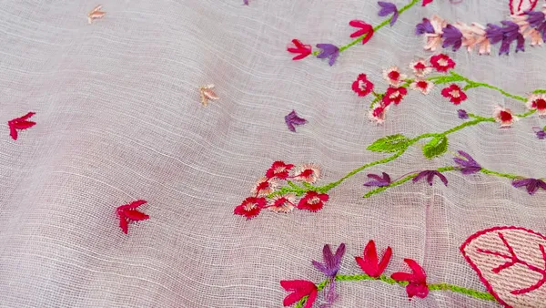 Pink_Elizabeth_Bennet_Linen_handwork_Saree_For_Women