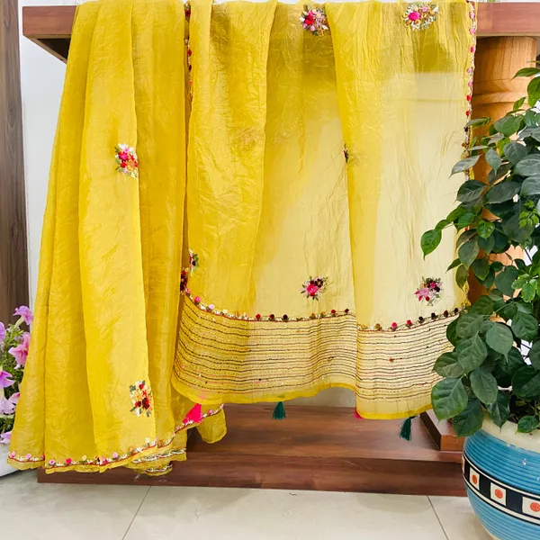 Mustard_Emma_S_Sunbeam_Gucci_Silk_Saree_For_Women