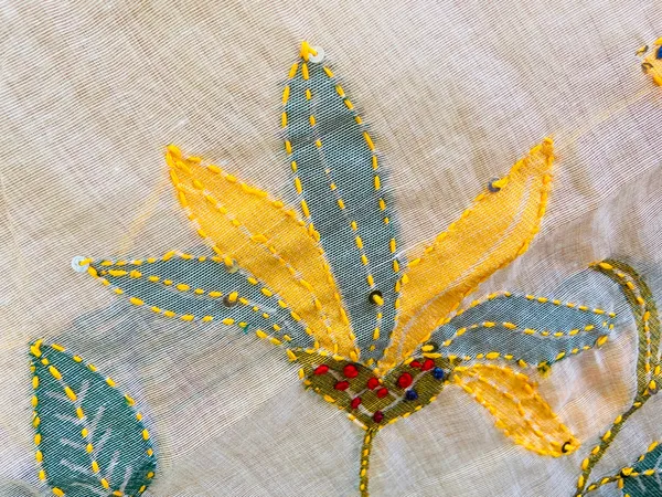 Yellow_Jane_Bennet_Cotton_Saree_For_Women
