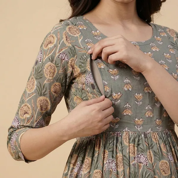 Grey_Floral_Printed_Maternity_Dress_With_Gathered_Waist