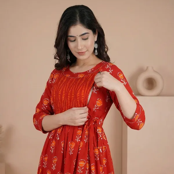 Red_Floral_Printed_Smocked_Waist_Maternity_Dress_With_3/4_Sleeves