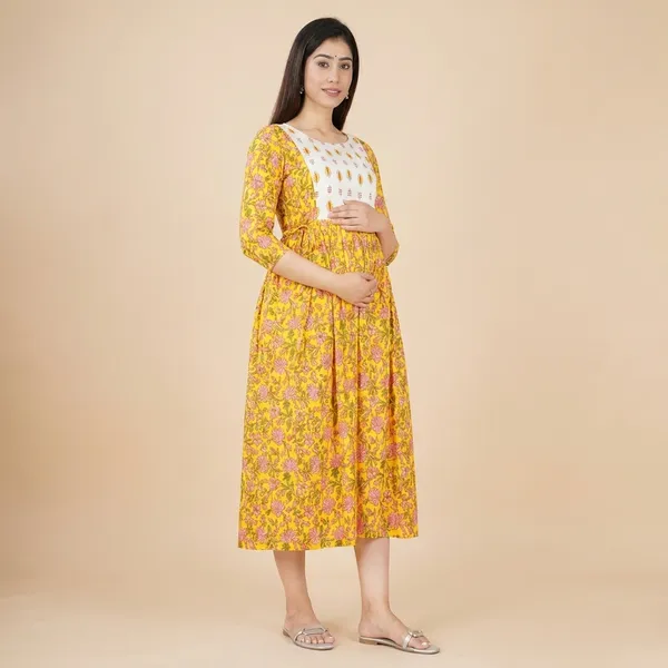 Yellow_Floral_Maternity_Dress_With_White_Yoke