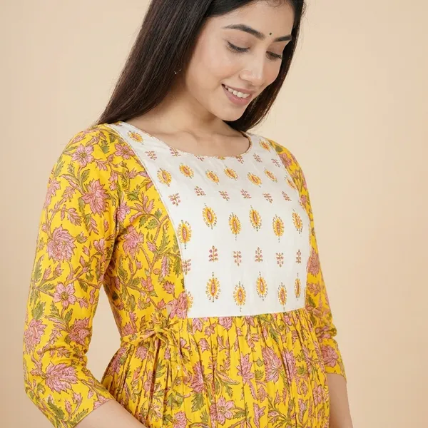 Yellow_Floral_Maternity_Dress_With_White_Yoke