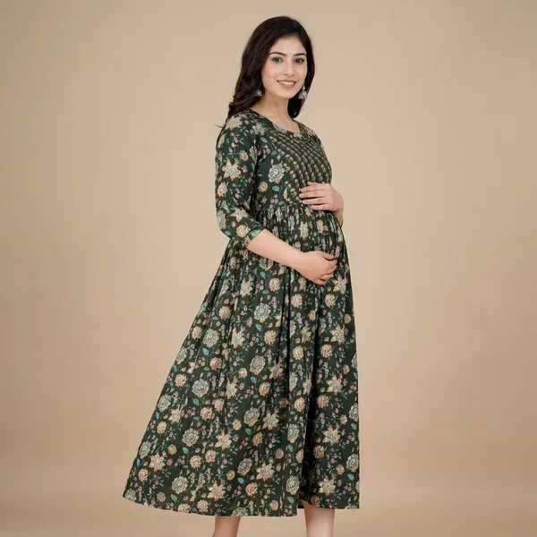 Green_Floral_Maternity_Dress_With_Smocked_Bodice