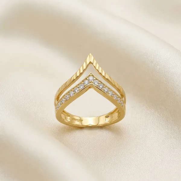 Chevron_Crystal_Pave_V_Ring