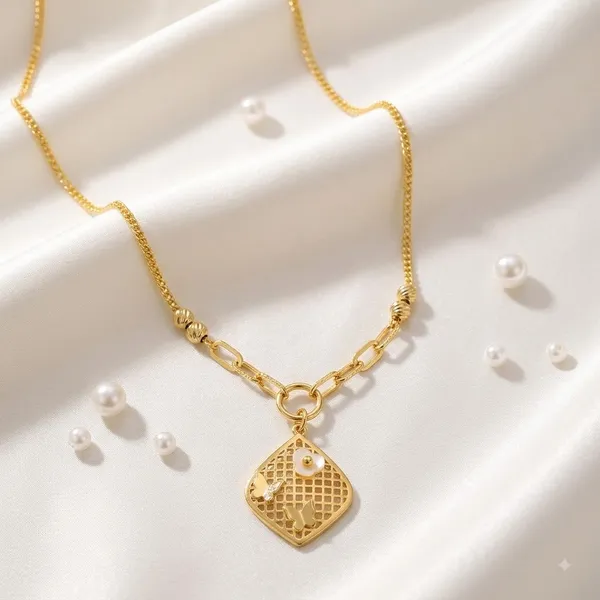 Textured_Pendant_Necklace