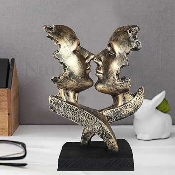 Decorative_DualFace_Sculpture_With_Ribbon_Design_On_Black_Base