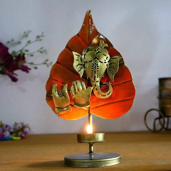 Decorative_Brass_Ganesha_On_Leaf_Candle_Stand_With_Tealight_Holder