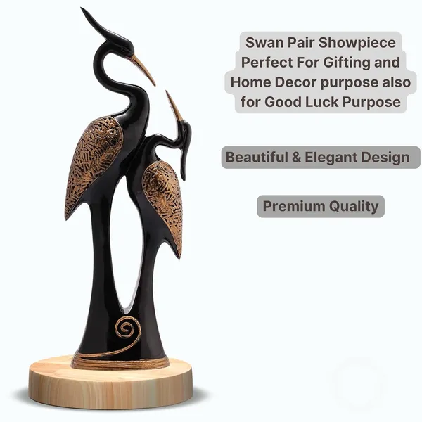 Decorative_Swan_Pair_Figurine_Black_&_Golden