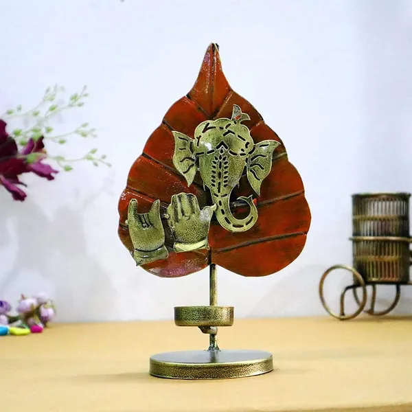 Decorative_Brass_Ganesha_On_Leaf_Candle_Stand_With_Tealight_Holder
