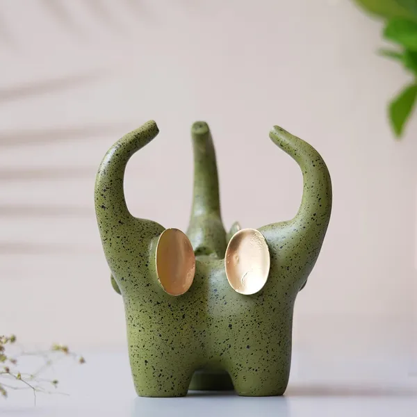 Green_Ceramic_Bull_Ring_Holder_With_Gold_Accents