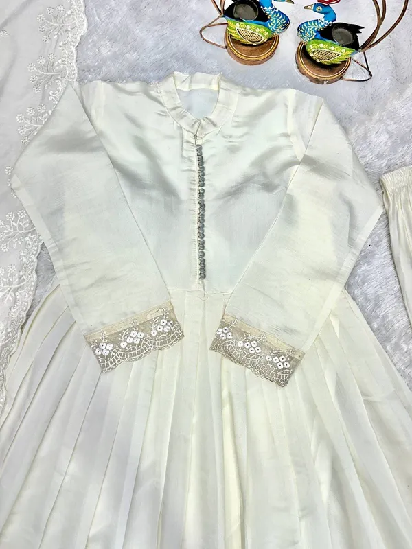 Party_Wear_Look_Gown_Full_Sleeve_Roman_Silk_Embroidery_Work