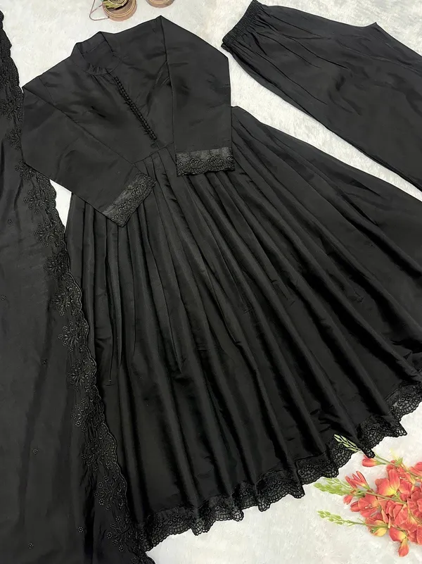 Party_Wear_Look_Gown_Full_Sleeve_Roman_Silk_Embroidery_Work