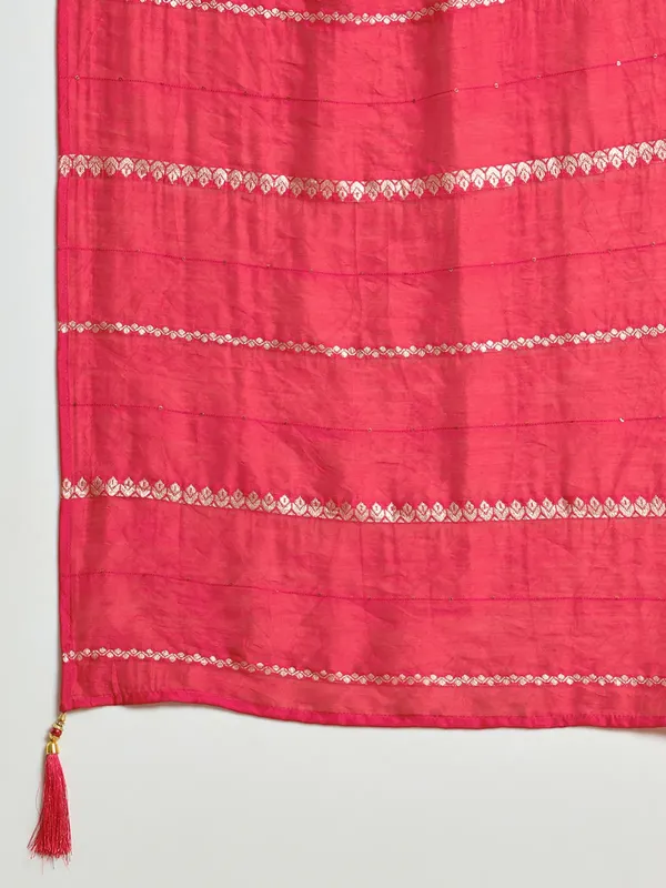 Pink_Roman_Silk_Thread_Embroidered_Kurta_With_Pant_Dupatta_For_Women