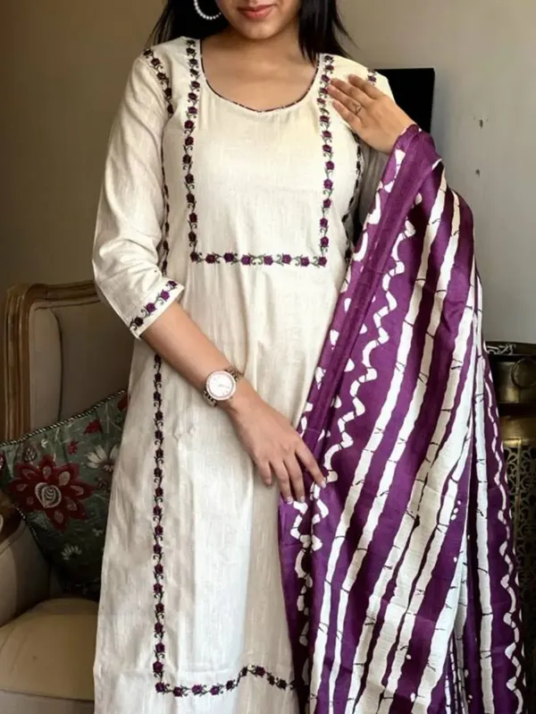 Ivory_Khadi_Cotton_Thread_Embroidered_Kurta_With_Pant_Dupatta_For_Women