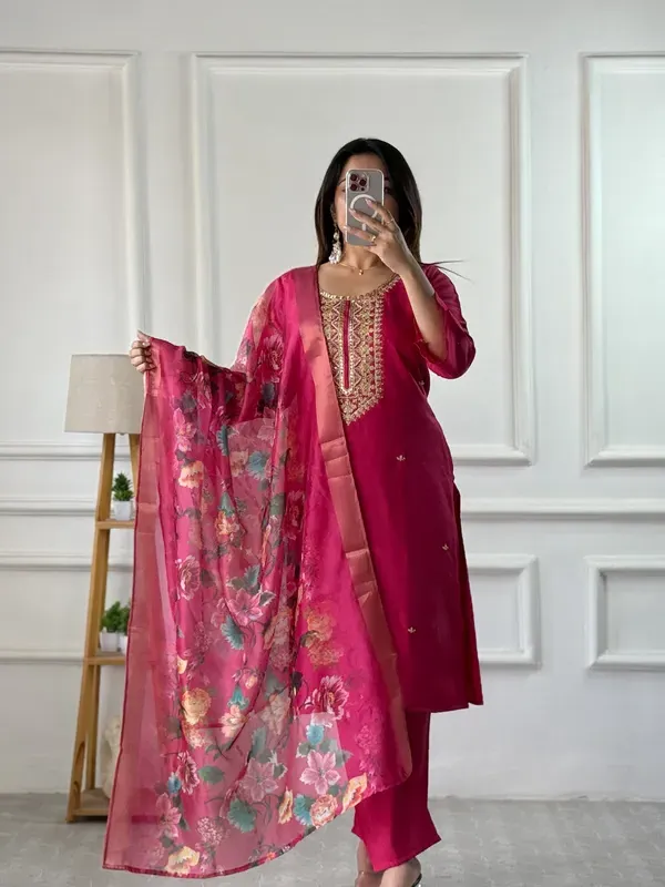 Rani_Pink_Roman_Silk_Embroidered_Kurta_With_Pant_Floral_Organza_Dupatta_For_Women