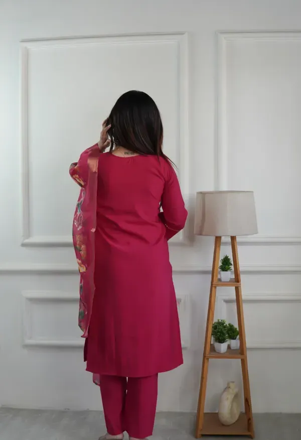 Rani_Pink_Roman_Silk_Embroidered_Kurta_With_Pant_Floral_Organza_Dupatta_For_Women