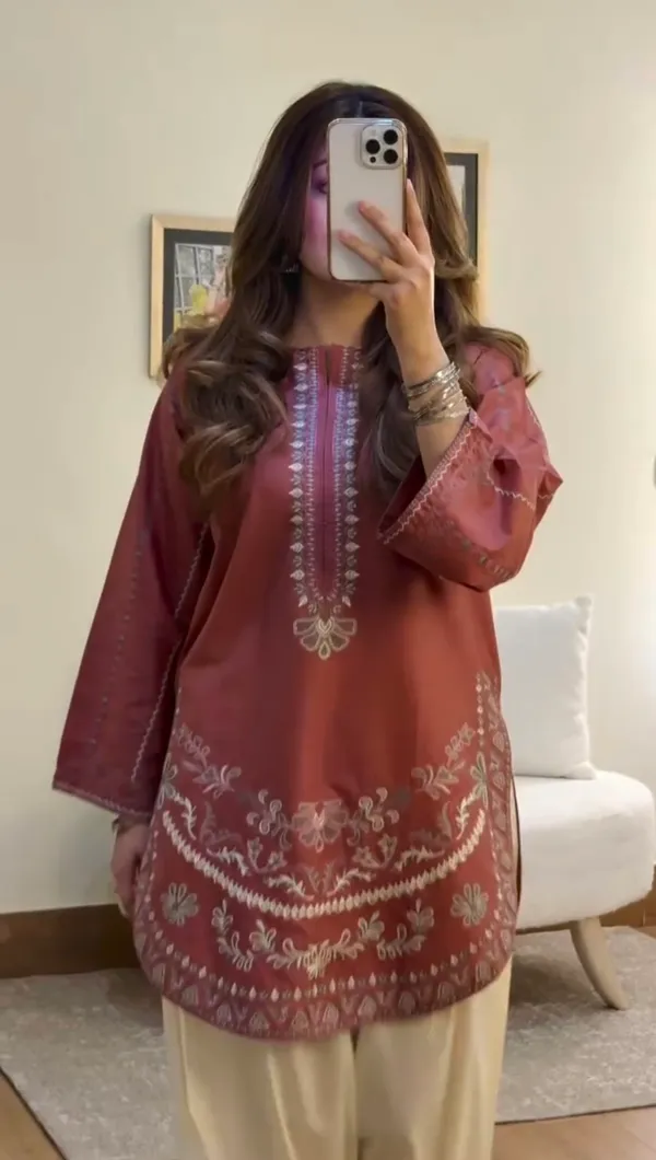 Luxury_Roman_Silk_Embroidery_Kurta_with_Farshi_Palazzo