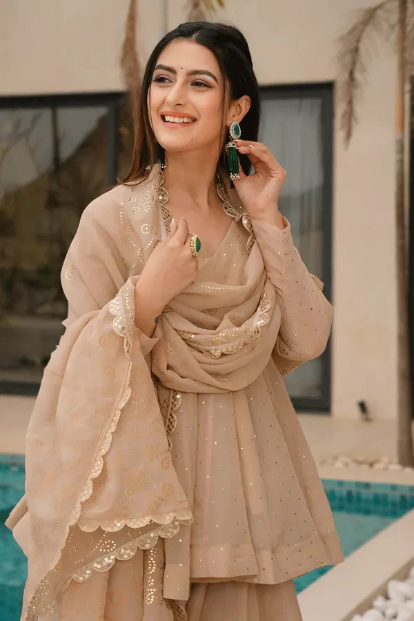 Cream_Tabby_Organza_Mukaish_Work_Kurta_With_Sharara_Dupatta_For_Women