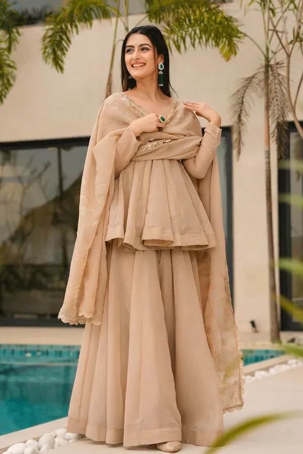 Cream_Tabby_Organza_Mukaish_Work_Kurta_With_Sharara_Dupatta_For_Women