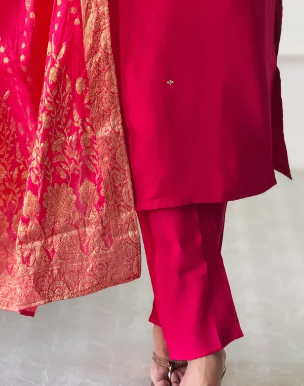 Rani_Pink_Elegant_Embroidered_Roman_Silk_Kurta_With_Pant_Dupatta_For_Women