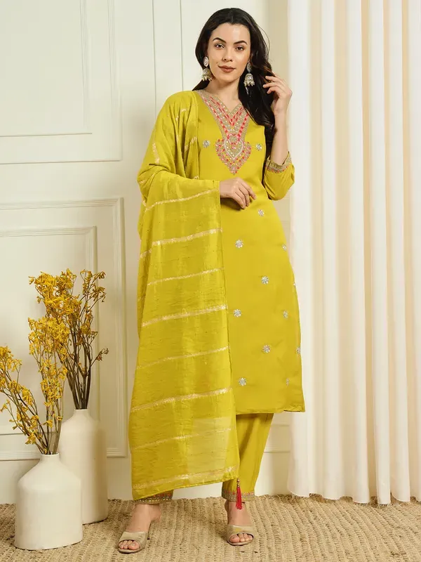 Lemon_Roman_Silk_Thread_Embroidered_Kurta_With_Pant_Dupatta_For_Women