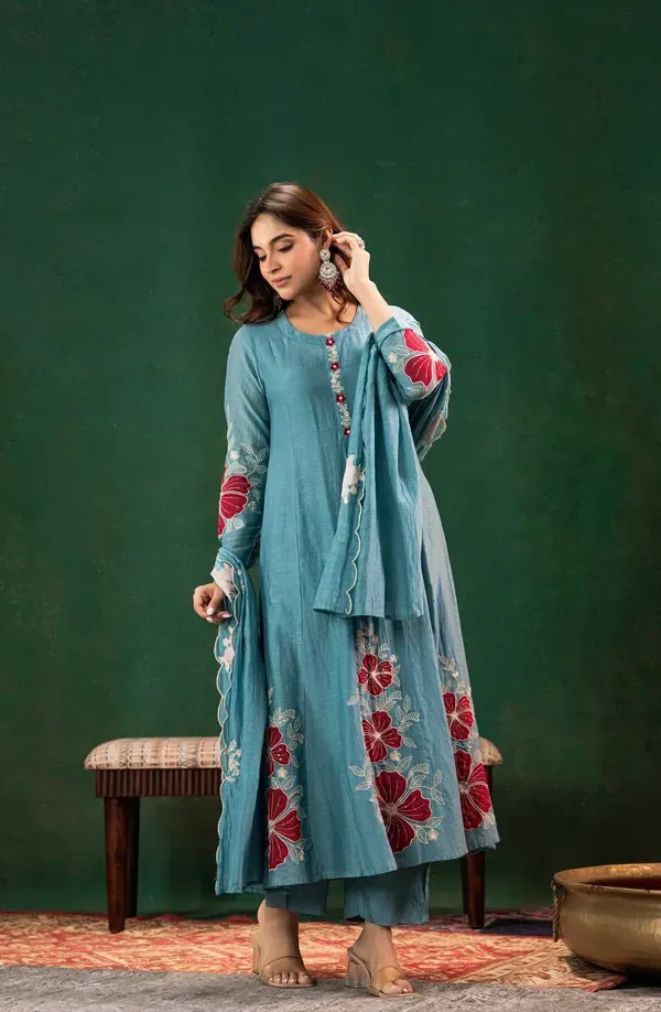 Dusty_Blue_Chanderi_Silk_Floral_Embroidered_Kurta_With_Pant_Dupatta_For_Women