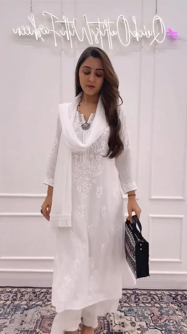 Premium_White_Muslin_Embroidered_Kurti_Set_With_Palazzo_Dupatta