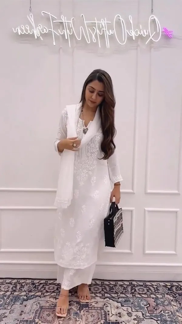 Premium_White_Muslin_Embroidered_Kurti_Set_With_Palazzo_Dupatta