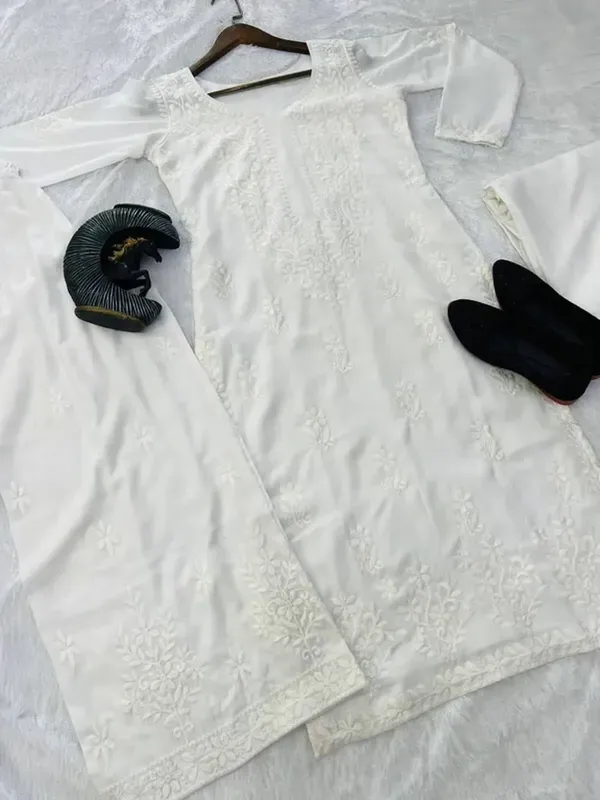 Premium_White_Muslin_Embroidered_Kurti_Set_With_Palazzo_Dupatta