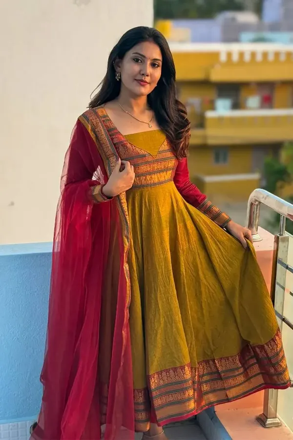 Olive_Mustard_Vichitra_Silk_Jacquard_Woven_Anarkali_Kurta_With_Soft_Net_Dupatta_For_Women