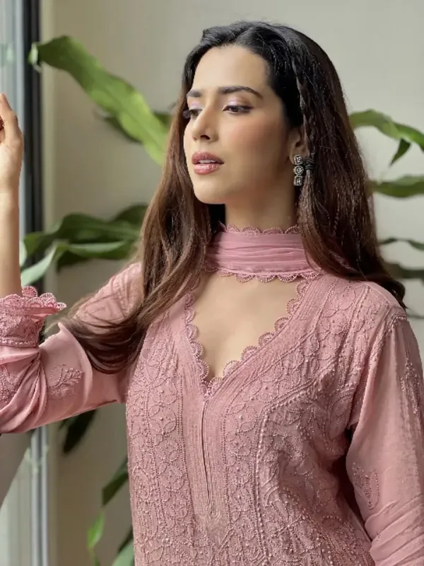Pastel_Pink_Georgette_Chikankari_Embroidery_Kurta_With_Pant_Dupatta_For_Women