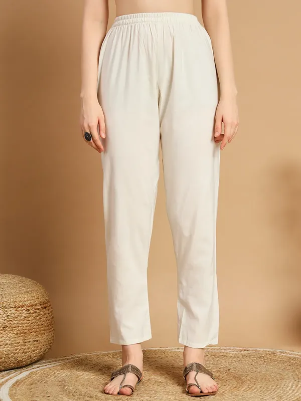Ivory_Purple_Khadi_Cotton_Embroidered_Kurta_With_Pant_Dupatta_For_Women