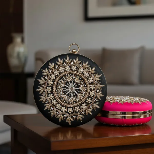 Black_Velvet_Base_And_Metal_Frame_And_Pearl_Work_Embroidered_Bag_For_Women