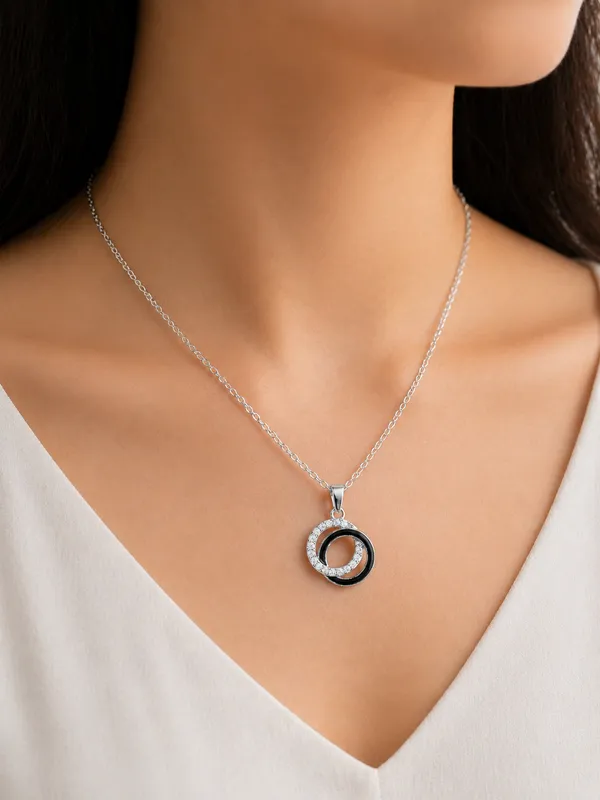 Elegant_Silver_Toned_Brass_Circle_Pendant_Necklace_With_Crystal_Accents
