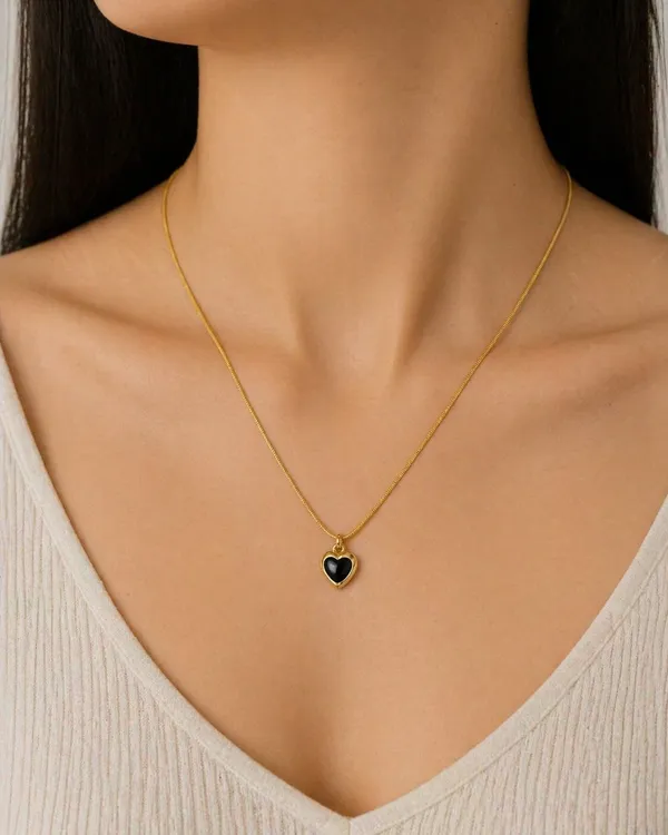 Heart_Pendant_Gold_Toned_Brass_D_Chain_Necklace
