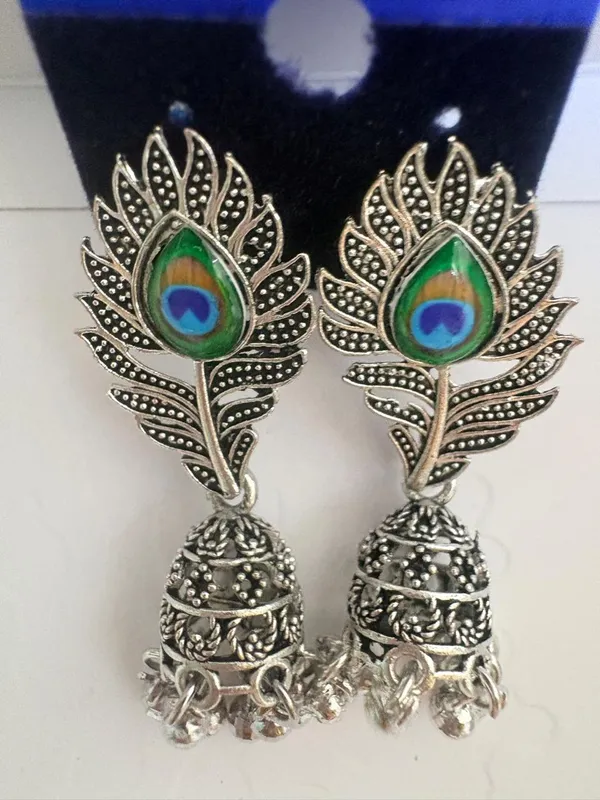 Peacock_Feather_Oxidized_Silver_Toned_Brass_Jhumka_Earrings_With_Green_Stone