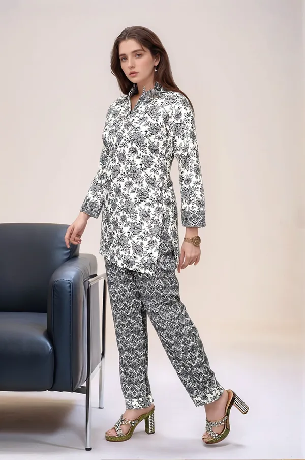 White_And_Black_Floral_Print_Co-Ord_Set_With_Mandarin_Collar